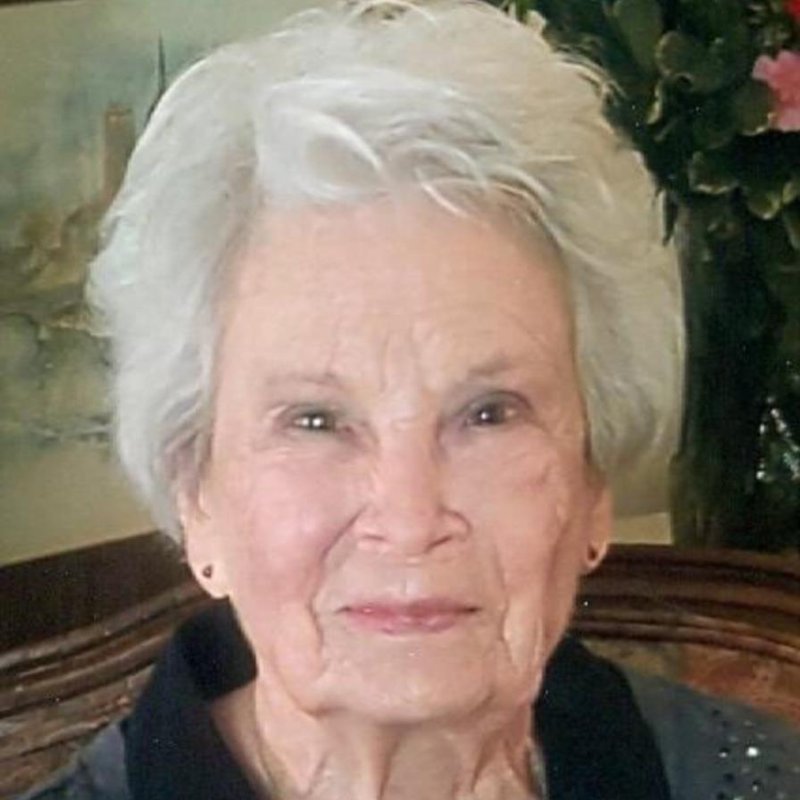 MaeDell Salter - Photo 2