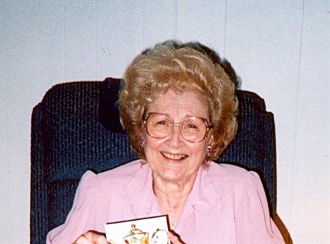 Evelyn Farr Echols - Photo 2